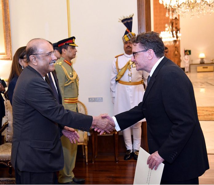 High Commissioner-designate of New Zealand, Mr. David Pine, presenting his credentials to President Asif Ali Zardari at Aiwan-e-Sadr