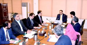 Minister of State for Railways & Finance, Bilal Azhar Kayani held a crucial dialogue with the business community under SIFC