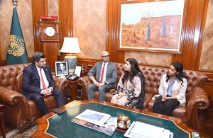 Sindh Governor Kamran Tessori meets with a delegation from Meta, led by Director Public Policy for South Asia, Sarim Aziz at Governor House.
