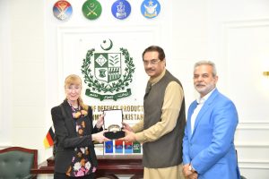 German Ambassador calls on Minister for Defence Production