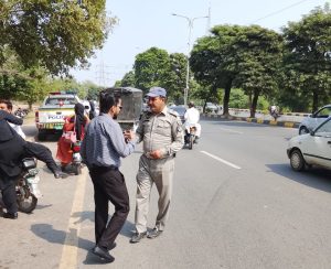 ITP’s crackdown garners praise, citizen feeling uneasy due to 2,500 impounded vehicles