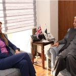 British High Commissioner calls on Khawaja Asif