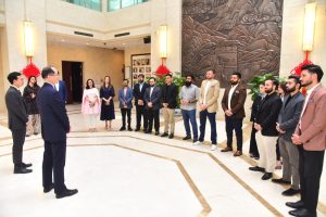 Pakistan’s digital media influencers visit China embassy