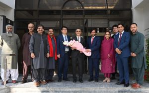 Chinese media delegation visits APP, explores news cooperation opportunities