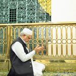 DPM pays respects at Roza-e-Rasool (SAW)