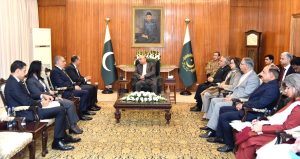 President calls for stronger Pakistan, Egypt ties
