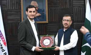 Muhammad Asim Khichi, Managing Director of the Associated Press of Pakistan (APP) presenting a shield to Ahmad Noroozi, Vice President of Islamic Republic of Iran Broadcasting (IRIB) and Head of the IRIB World Service during a visit by a high-level delegation of the IRIB at the APP Headquarters.