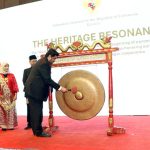 Sindh Governor Kamran Khan Tessori strikes the ceremonial Gong Heritage Resonance during celebrations of the 80th Anniversary of the Independence Day of the Republic of Indonesia, joined by Chief Minister Syed Murad Ali Shah and the Consul General.Indonesia Drs. Mudzakir M.A also presents on the occasion