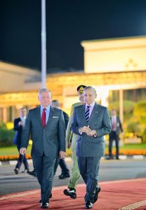 Prime Minister Muhammad Shehbaz Sharif welcomes the King of Jordan His Majesty Abdullah II ibn al Hussein at Prime Minister's House.