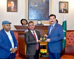 - A delegation of visiting Bangladeshi journalists call on Governor Khyber Pakhtunkhwa Faisal Karim Kundi at the Governor House.