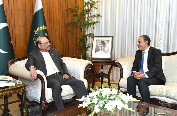 President Asif Ali Zardari in a one-on-one meeting with Dr Badr Ahmed Mohamed Abdelatty, Minister for Foreign Affairs, Emigration and Expatriates of Egypt, at Aiwan-e-Sadr