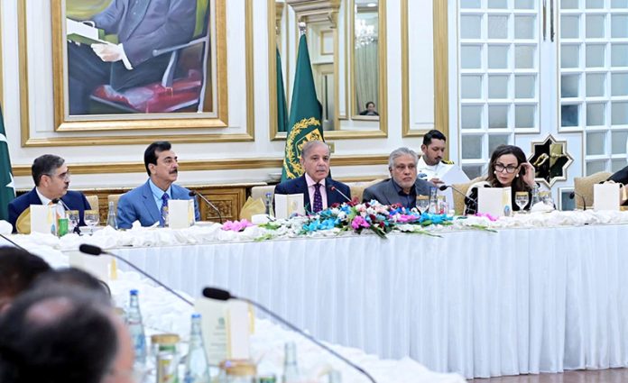 Prime Minister Muhammad Shehbaz Sharif addresses the banquet in honor of government and coalition Senators
