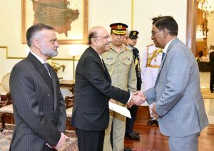 H.E. Munsoo Kurrimbaccus, High Commissioner designate of Mauritius, presenting his credentials to President Asif Ali Zardari at Aiwan-e-Sadr
