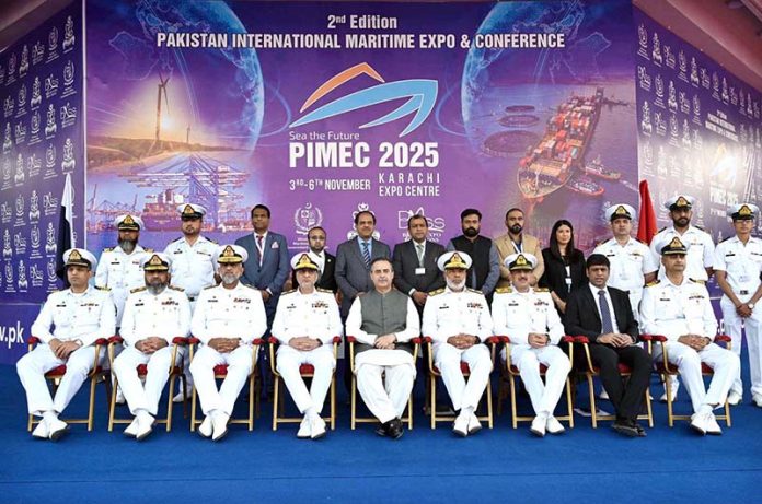 A group photo Chief Guest Federal Minister for Maritime Affairs Muhammad Junaid Anwar Chaudhry along with Chief of Staff (Vice Chief of Naval Staff) Vice Admiral Raja Rab Nawaz, Vice Admiral Muhammad Faisal Abbasi HI (M) Commander Karachi and others officials after closing ceremony on the last day of the Pakistan International Maritime Expo & Conference PIMEC-2025 at Expo Centre