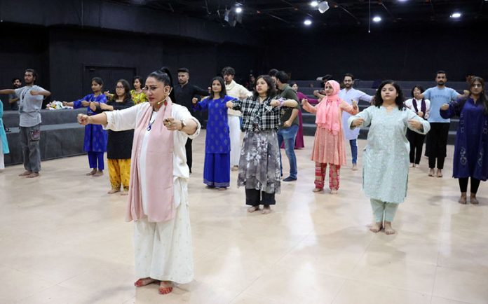 Kathak dance expert Night Chaudhry conducts a dance workshop during the World Culture Festival 2025 at the Arts Council