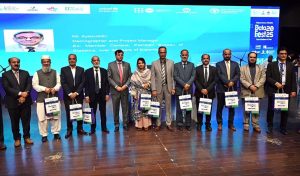 Chief Statistician, Pakistan Bureau of Statistics (PBS), Dr. Naeem Uz Zafar, and SS/RM PBS, Muhammad Sarwar Gondal, distribute awards and cheques among participants of Quiz, Poster, and Project competitions during the closing ceremony of DataFest-2025 at the Pak-China Friendship Centre