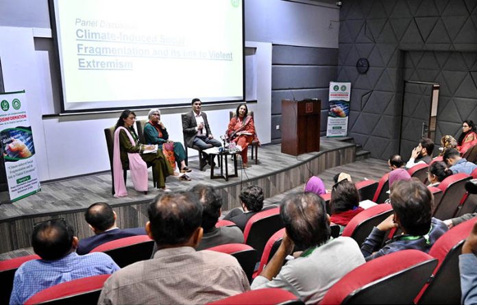Dr. Aamir Alamgir, Assistant Professor, University of Karachi; Ms. Zofeen Ebrahim, Senior Environmental Journalist and IBA faculty member; and Dr. Tahira, researcher on climate adaptation and inclusion, address the seminar titled “Climate-induced Social Fragmentation and its Link to Violent Extremism” at IBA University, Karachi. The seminar was organized by PID Karachi in collaboration with PID Media Cell to Counter Violent Extremism (CVE), Islamabad, under its series on Understanding Disinformation and Its Digital Spread