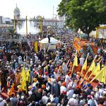 Sikh yatrees performing their religious rituals on the occasion of 556th birth anniversary of Guru Nanak Dev in Nankana Sahib, Guru Nanak was the founder of the religion of Sikhism and the first of ten Sikh Gurus. His birth is celebrated worldwide as Guru Nanak Gurpurab on Kartik Pooranmashi, the full-moon day in the month of Katak, October–November