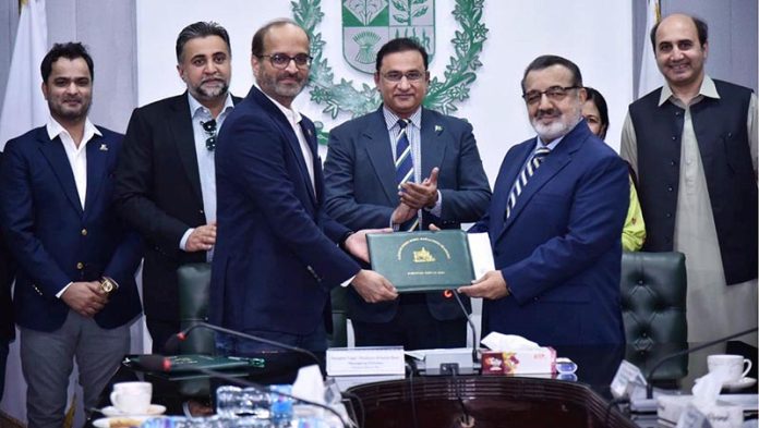 Managing Director Pakistan Bait-ul-Mal (PBM) Senator Capt. Shaheen Khalid Butt and CEO Jazz Cash Murtaza Ali exchanging the documents of Agreement to introduce an Electronic Biometric Verification System for PBM's beneficiaries, in a ceremony at PBM Head Office