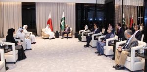 President Asif Ali Zardari, in a meeting with the Prime Minister and Foreign Minister of Qatar, H. E. Sheikh Mohammed bin Abdulrahman bin Jassim Al Thani