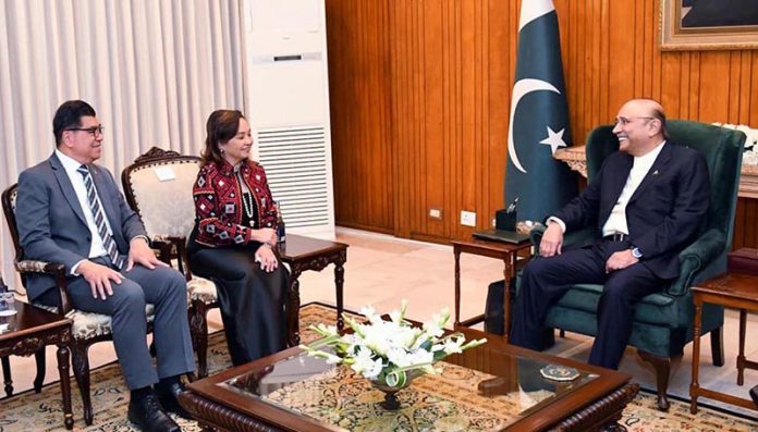 Former President and current Member of the House of Representatives of the Republic of the Philippines, Ms Gloria Macapagal, calls on President Asif Ali Zardari at Aiwan-e-Sadr