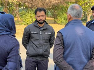 SSP Qazi reviews check posts, churches across capital