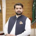 DC Quetta urges teachers to pay attention to quality education of children