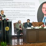 Ex Foreign Secretary, Ambassador Aizaz Ahmad speaks at a dialogue on "Indian Aggression and Pakistan's Strategic Response" at ISA