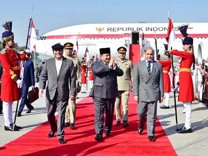 President Asif Ali Zardari, accompanied by Prime Minister Muhammad Shehbaz Sharif, receives President Prabowo Subianto of the Republic of Indonesia upon his arrival at Nur Khan Airbase