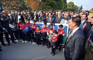 Speaker National Assembly Sardar Ayaz Sadiq and Chairman NAB Lt Gen (R) Nazir Ahmed lead an awareness walk with participants during an event marking International Anti-Corruption Day, organized by the NAB Islamabad–Rawalpindi at the Sports Complex.
