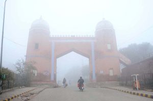 A view of thick fog that engulfs the whole city during morning time.