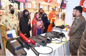 Women visiting Rescue 1122 stall during Expo on Disaster Risk Reduction & Climate Change Adaptation (DRR/CCA-EXPO25).