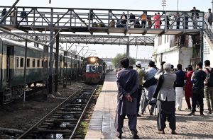 A view of the Thar Desert Train Safari, arriving from Karachi Cantt Railway Station and extending up to Khokhrapar (Marvi Railway Station–Zero Point), organized by the Sindh Culture & Tourism Department.