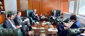 Federal Minister for National Food Security & Research, Rana Tanveer Hussain meets Canadian High Commissioner, Tarik Ali Khan to discuss enhanced agricultural cooperation.
