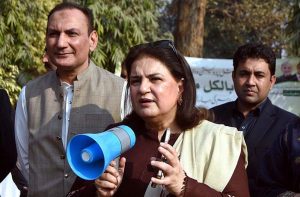 Chairperson Benazir Income Support Programme (BISP), Senator Rubina Khalid addressing the beneficiaries of BISP during her visit to the SIM Distribution Center at Vista Government Secondary School, Sheikhupura.