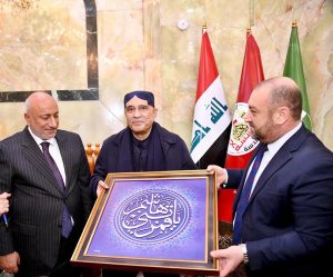 President Asif Ali Zardari paid respects at the holy shrine of Hazrat Abbas (A.S.), offered nawafil prayers and met the administrators and scholars of the shrine.