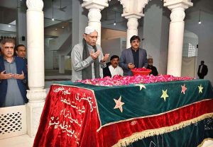 President Asif Ali Zardari offering fateha and laying flowers at the grave of Shaheed Mohtarma Benazir Bhutto in Garhi Khuda Bakhsh.