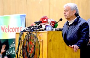 Federal Minister, Rana Tanvir Hussain addresses the book launching ceremony of "Mard-e-Aahan’ Nawaz Sharif" by Muhammad Nawaz Raza at Lahore Press Club.