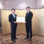 The Conferment Ceremony of the Japan’s Foreign Minister’s Commendation Award for Mr. Mohammad Azmat Shigeyuki Ataka held at Consul General of Japan’s Official Residence. This award is Japanese Foreign Minister’s recognition and appreciation of Mr. Ataka’s tremendous contribution to promoting friendship and deepening understanding between Pakistan and Japan through cultural means