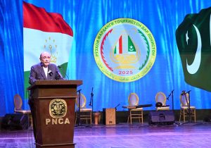 President Asif Ali Zardari delivering the keynote address at the inauguration ceremony of the Tajikistan Cultural Week at PNCA.