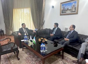 Rana Ihsaan Afzal Khan, Coordinator to the Prime Minister on Commerce, in a meeting with Alisher Tukhtaev, Ambassador of the Republic of Uzbekistan, discussing bilateral trade, regional connectivity, transit facilitation, and ways to further strengthen Pakistan–Uzbekistan economic cooperation. APP/ABB