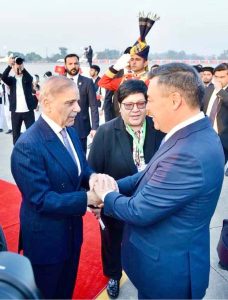Prime Minister Muhammad Shehbaz Sharif receives the President of Kyrgyzstan, Sadyr Nurgojo uulu Japarov
