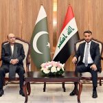 President Asif Ali Zardari meeting Governor of Najaf, Yousuf Makki Kanawi, following his arrival at Najaf International Airport.