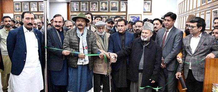 Speaker National Assembly Sardar Ayaz Sadiq along with Federal Minister/Chairman Parliamentary Committee on Kashmir Rana Muhammad Qasim Noon inaugurating the 