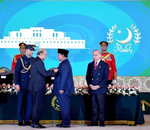 President Asif Ali Zardari confers the Nishan-e-Pakistan on Indonesian President, Prabowo Subianto Djojohadikusumo during a special investiture ceremony at Aiwan-e-Sadr.