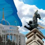 President Zardari felicitates Kazakh leadership, people on Independence Day