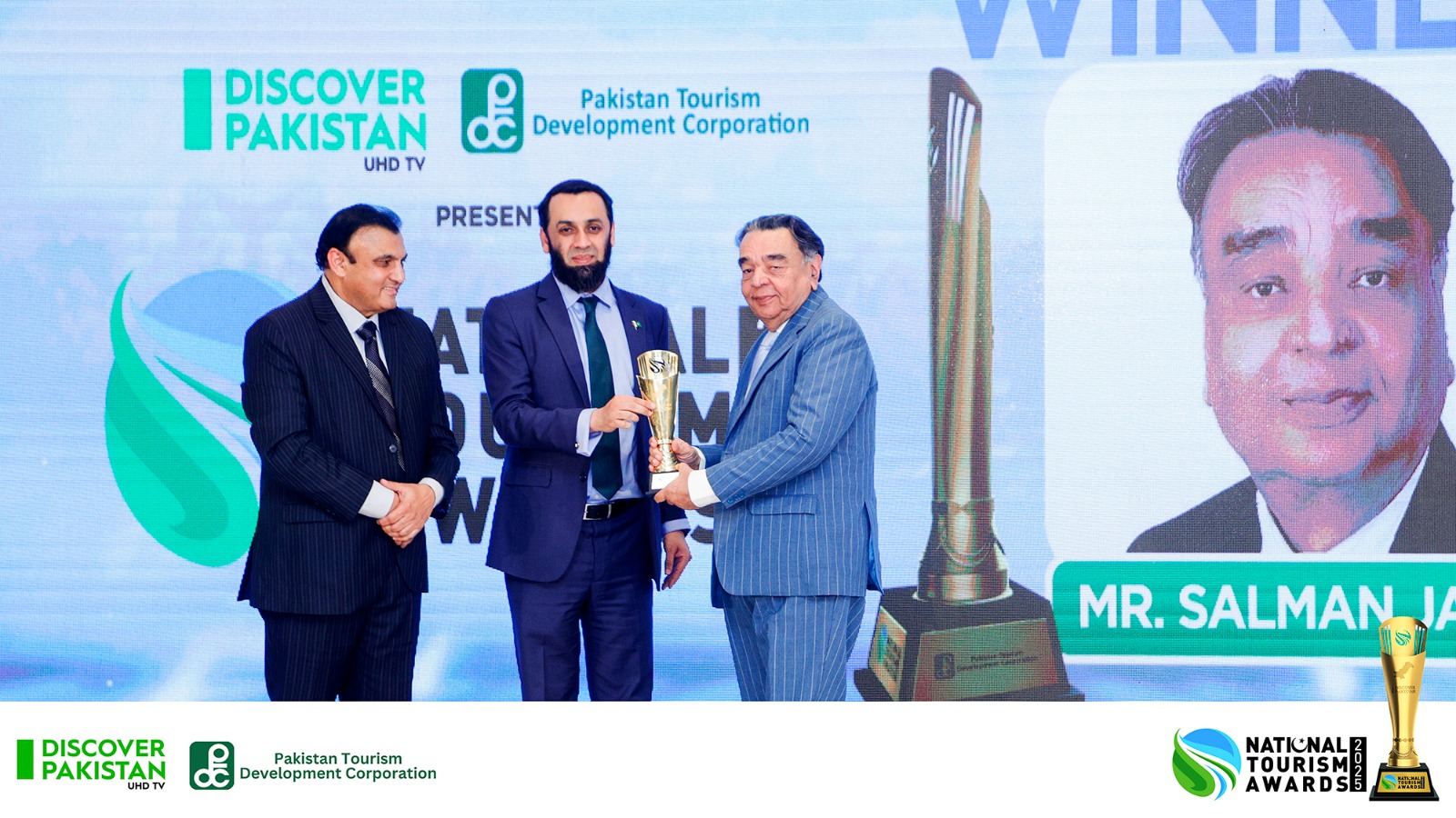 Ex-MD PTDC Salman Javed honoured Lifetime Achievement Award in recognization of his services in tourism