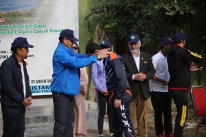Youth stand up for glaciers on Margalla slopes as Pakistan marks int'l Mountain Day