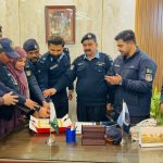 SDPO Kohsar joins Christmas cake-cutting ceremony
