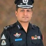 DIG Sukkur Pins Ranks on Promoted Inspectors
